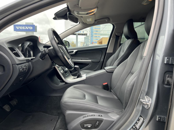Volvo V60 D4 SUMMUM 1.maj. 2.0 d Summum