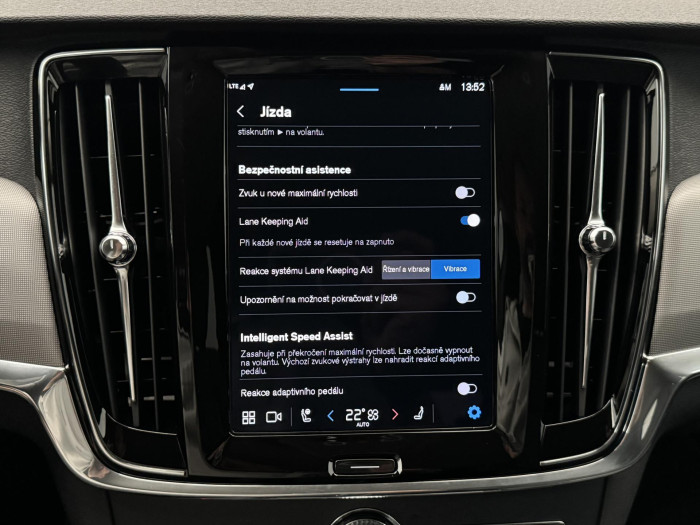 Volvo V90 T6 AWD RECHARGE PLUS DARK AUT