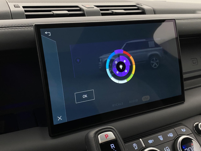 Land Rover Defender 110 D300 X-DYNAMIC HSE AWD 7m 3.0 d Dynamic