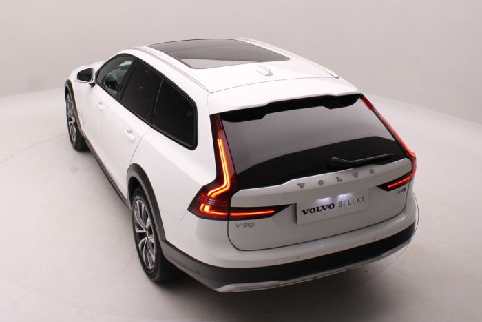 Volvo V90 CC B4 AWD ULTIMATE AUT CZ 2.0 CC CC