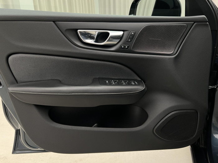 Volvo S60 T5 R-DESIGN AUT