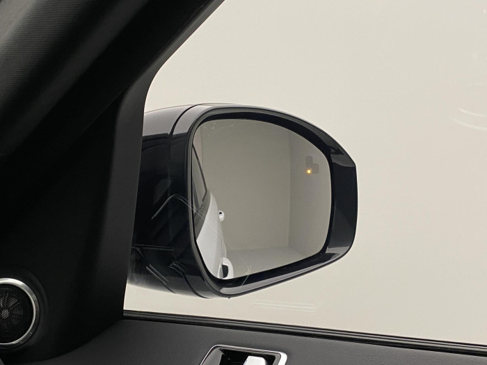 Land Rover Range Rover Sport 3.0 SDV6 AWD HSE REZERVACE