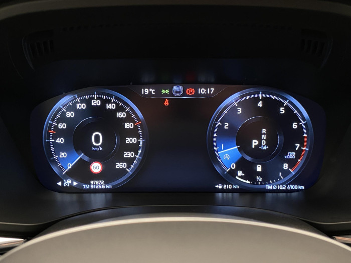 Volvo XC60 B5 AWD INSCRIPTION AUT CZ