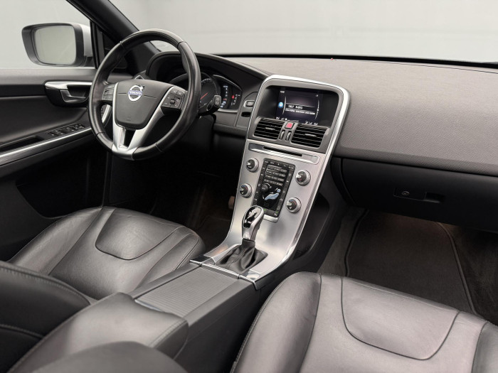 Volvo XC60 D4 AWD SUMMUM 2.4 d Summum