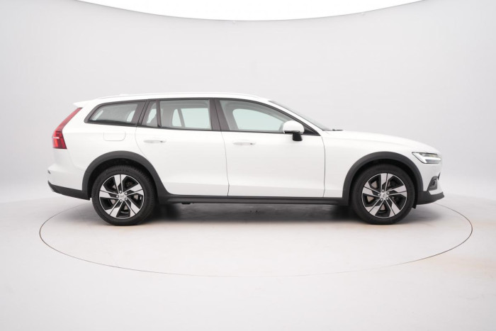 Volvo V60 CC D4 AWD ADVANCED REZERVACE 2.0 d CC CC