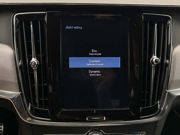 Volvo V90 T4 R-DESIGN AUT
