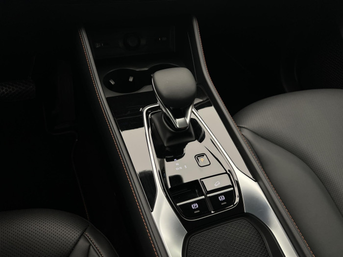 MG HS 1.5 TGI EXCLUSIVE AUT CZ 1.maj 1.5 Exclusive