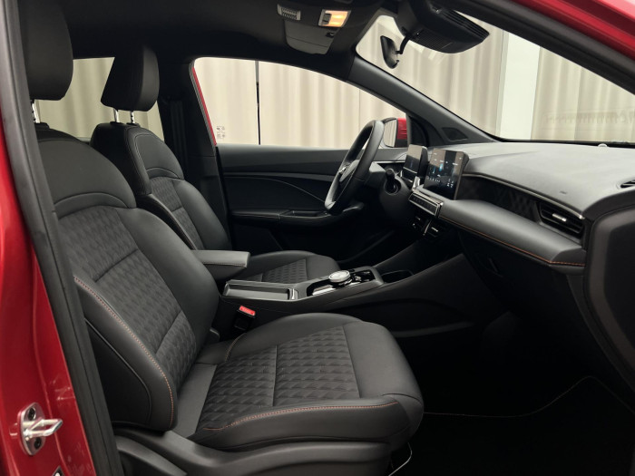 MG MG3 EXCLUSIVE HYBRID+ AUT CZ 1.maj 1.5 Exclusive