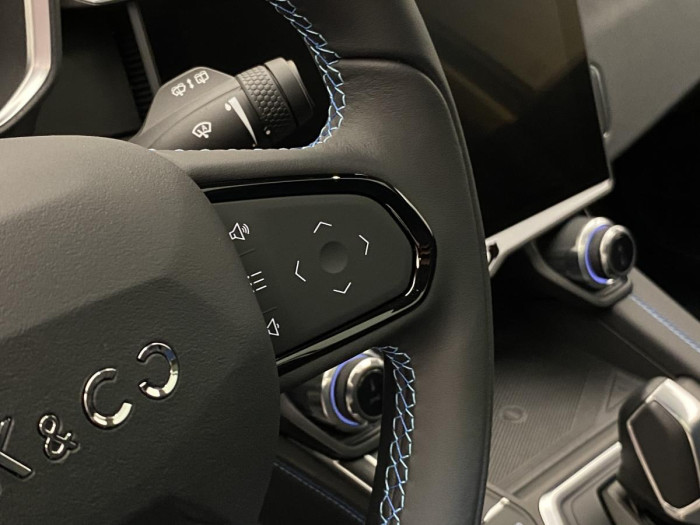 Lynk & Co 01 PHEV DCT AUT 1.maj. REZERVACE