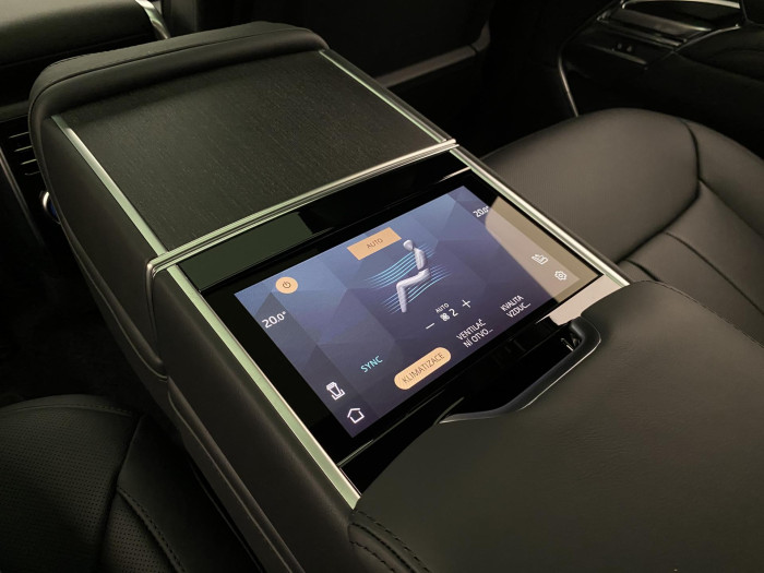 Land Rover Range Rover P530 AUTOBIOGRAPHY REZERVACE