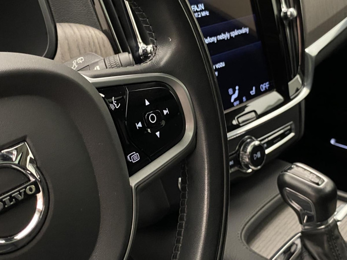 Volvo V90 CC D4 AWD ADVANCED REZERVACE 2.0 d CC CC
