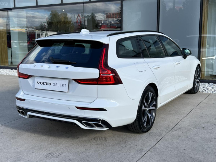Volvo V60 B4 R-DESIGN Aut 1.maj.