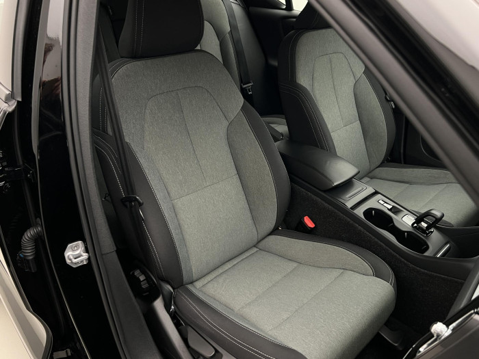 Volvo XC40 T2 MOMENTUM PRO AUT CZ 1.5 Momentum