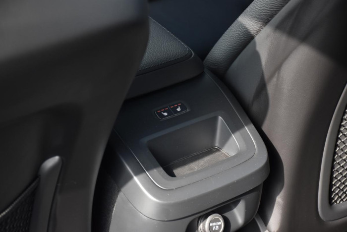 Volvo V60 D4 INSCRIPTION AUT REZERVACE 2.0 d