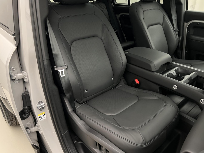 Land Rover Defender 110 D350 X-DYNAMIC HSE AWD Aut 3.0 d Dynamic
