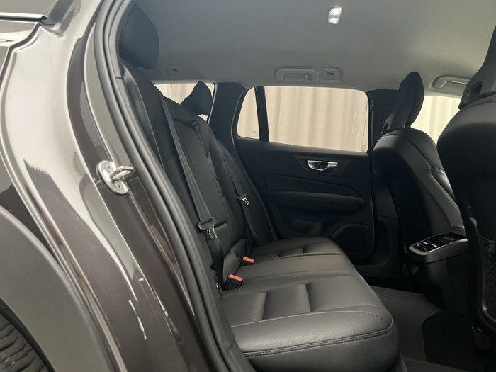 Volvo V60 CC B5 AWD PLUS BRIGHT AUT