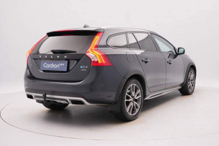 Volvo V60 CROSS COUNTRY D4 AWD SUMMUM 2.4 d Summum