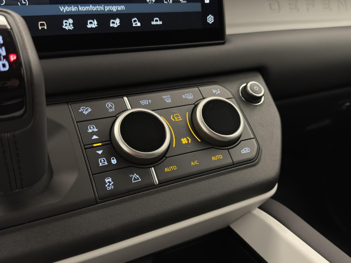 Land Rover Defender 110 D200 S AWD AUT 3.0 d