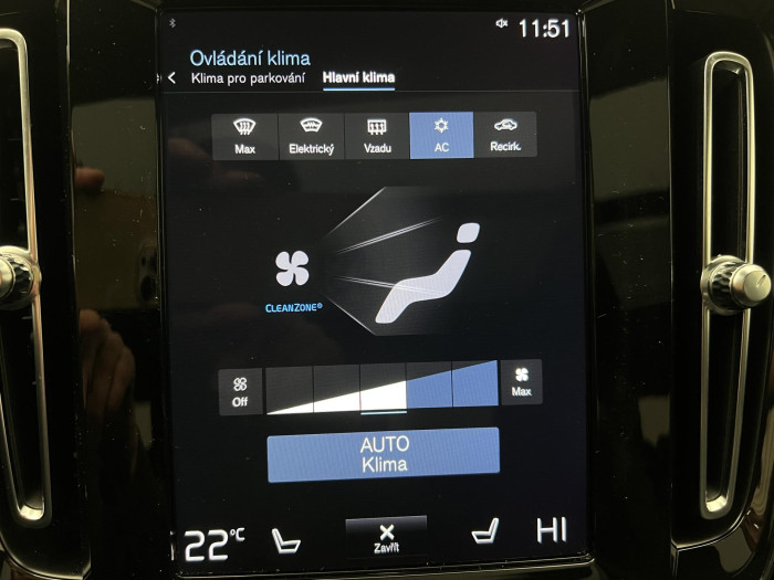 Volvo XC40 T3 R-DESIGN