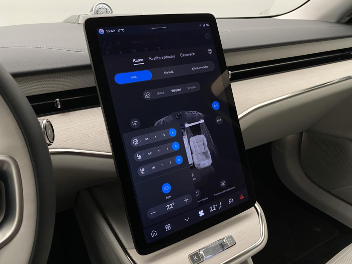 Volvo ES90 PURE ELECTRIC ULTRA