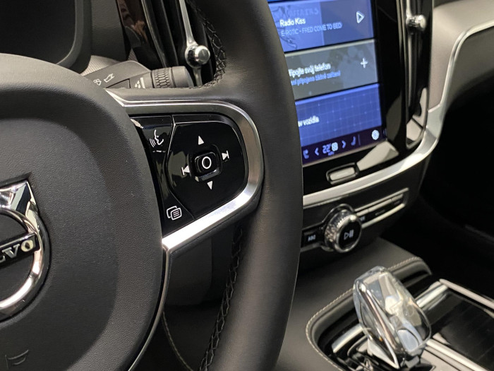 Volvo S60 T6 AWD PLUS DARK RECHARGE AUT