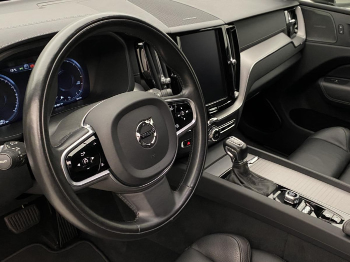 Volvo XC60 D5 AWD INSCRIPTION REZERVACE 2.0 d