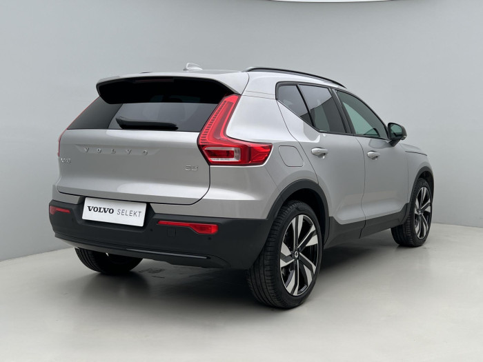 Volvo XC40 B3 ULTRA DARK AUT CZ 1.maj.