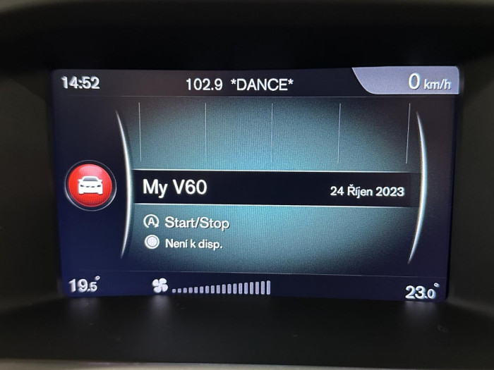 Volvo V60 D2 KINETIC NAVIGACE REZERVACE 2.0 d