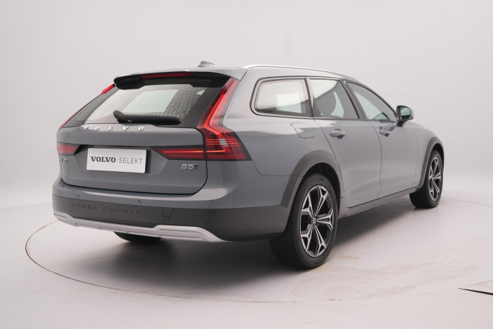 Volvo V90 CC B5 AWD PLUS CZ