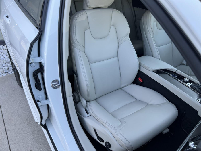 Volvo V90 CROSS COUNTRY D4 AWD Aut 2.0 d