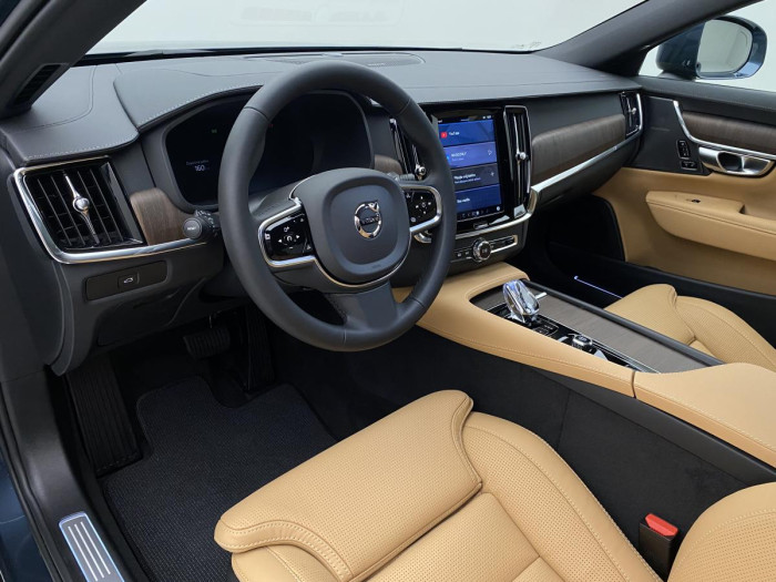 Volvo V90 B4 AWD AUT CROSS COUNTRY PLUS 2.0 Plus