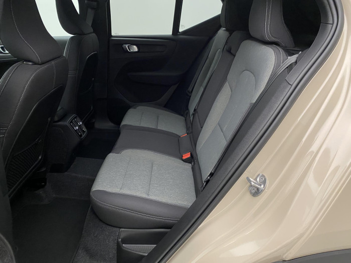 Volvo XC40 B3 AUT DARK PLUS