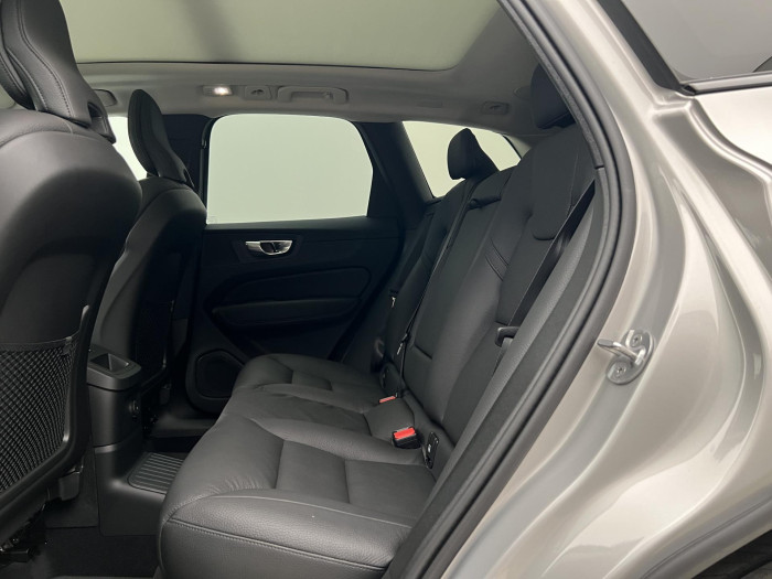 Volvo XC60 T6 AWD RECHARGE PLUS DARK AUT