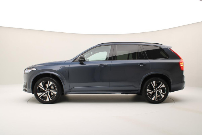 Volvo XC90 T8 AWD R-DESIGN REZERVACE