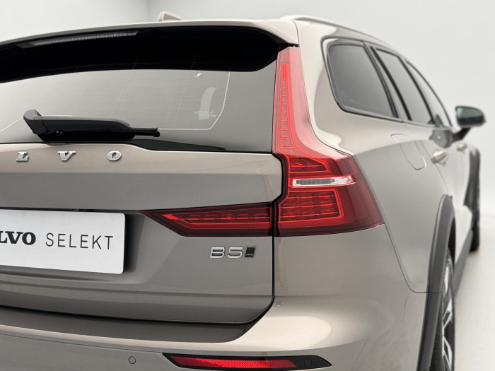 Volvo V60 CC B5 AWD PRO AUT CZ REZERVACE 2.0 CC CC