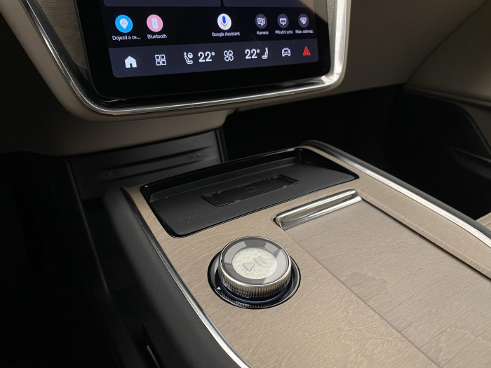 Volvo EX90 PURE ELECTRIC TWIN ULTRA 7míst