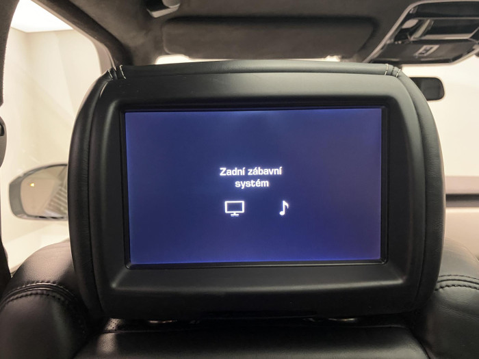 Land Rover Range Rover HYBRID AUTOBIOGRAPHY REZERVACE