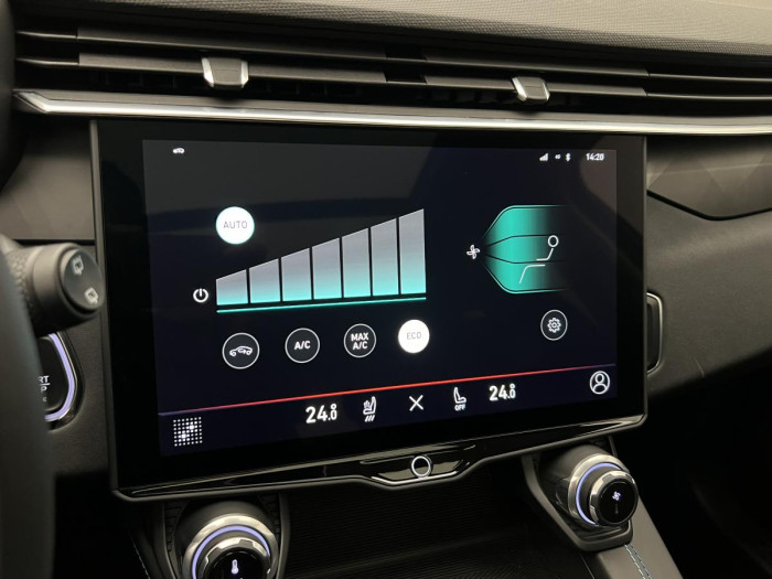 Lynk & Co 01 PHEV DCT 1.maj.