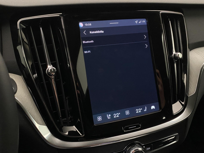 Volvo V60 B4 AUT DARK PLUS