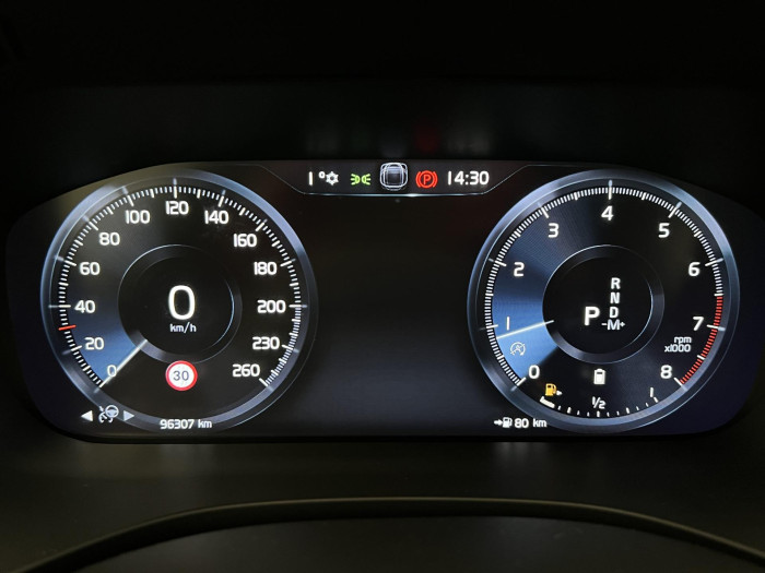 Volvo XC60 B5 AWD INSCRIPTION AUT CZ