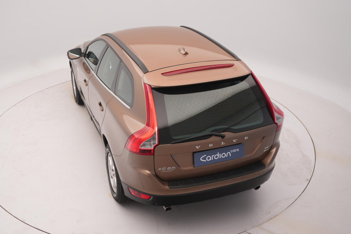 Volvo XC60 D3 AWD MOMENTUM CZ 1.maj 2.4 d Momentum