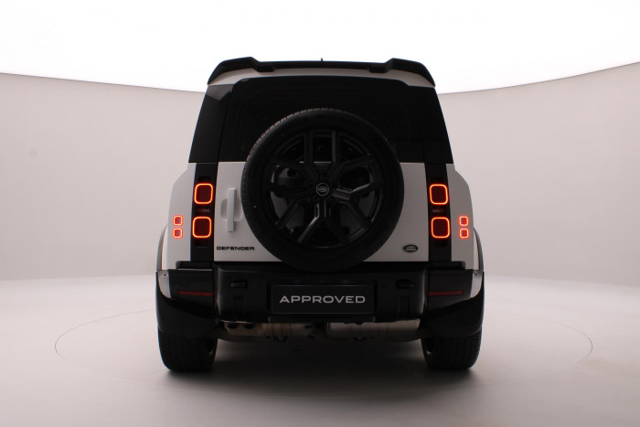 Land Rover Defender 110 D250 SE AWD AUT REZERVACE 3.0 d SE