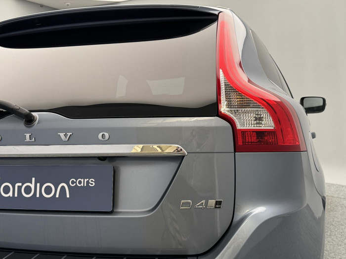 Volvo XC60 D4 AWD MOMENTUM AUT 2.4 d Momentum