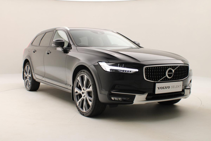 Volvo V90 CC D5 AWD PRO AUT REZERVACE 2.0 d CC CC