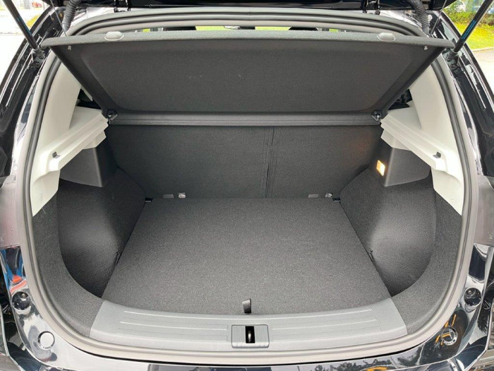 MG ZS EV EXCITE 70kWh SKLADEM!