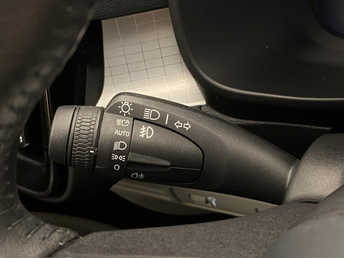 Volvo XC40 T3 MOMENTUM REZERVACE 1.5 Momentum