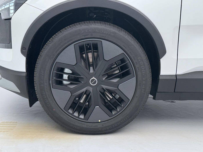 Volvo EX30 CROSS COUNTRY TWIN ULTRA