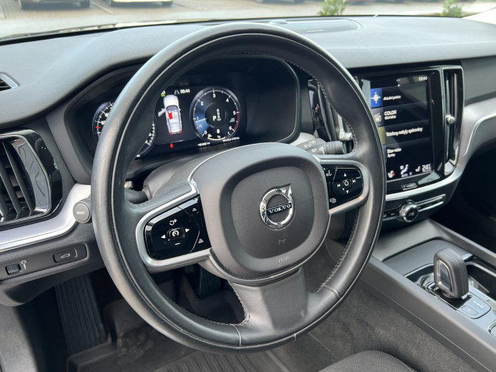 Volvo V60 B4 MOMENTUM Aut 1.maj. 2.0 Momentum
