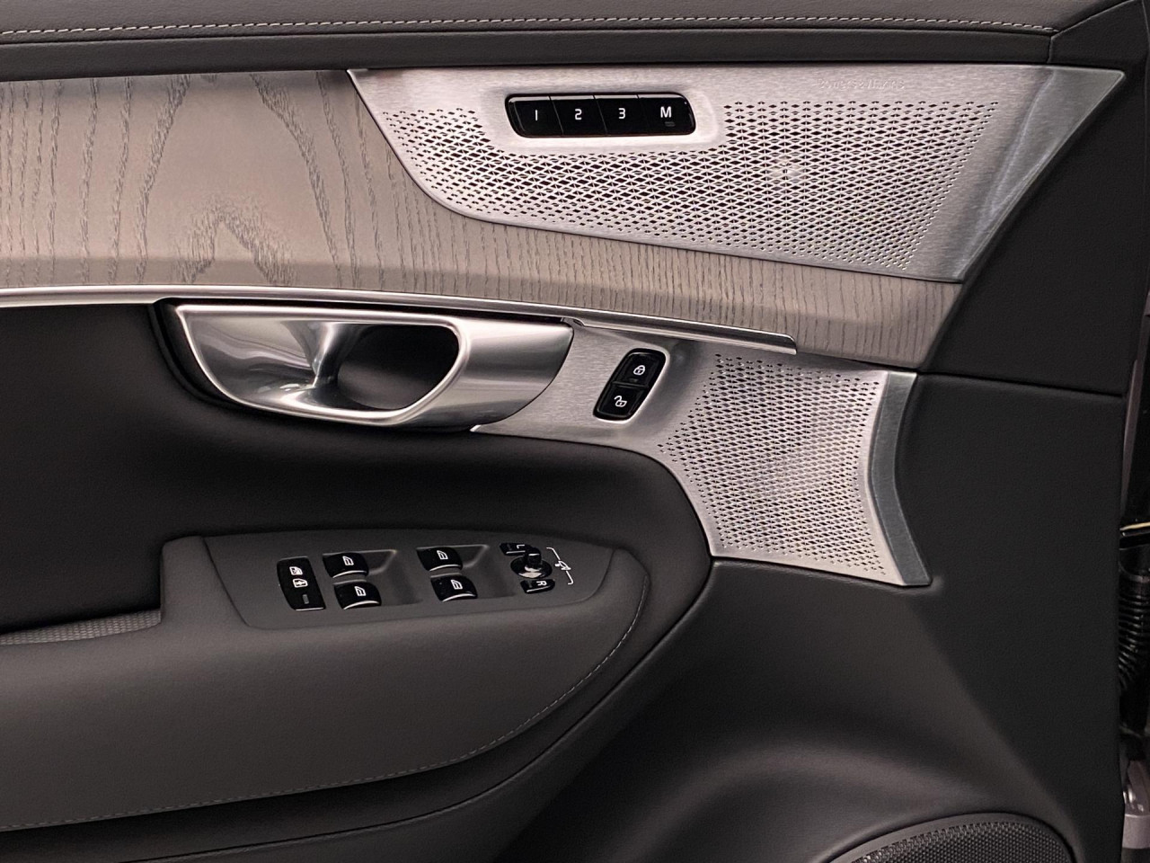 Volvo XC90 T8 AWD RECHARGE BRIGHT PLUS 7m