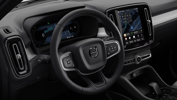 Volvo XC40 B3 AUT DARK PLUS